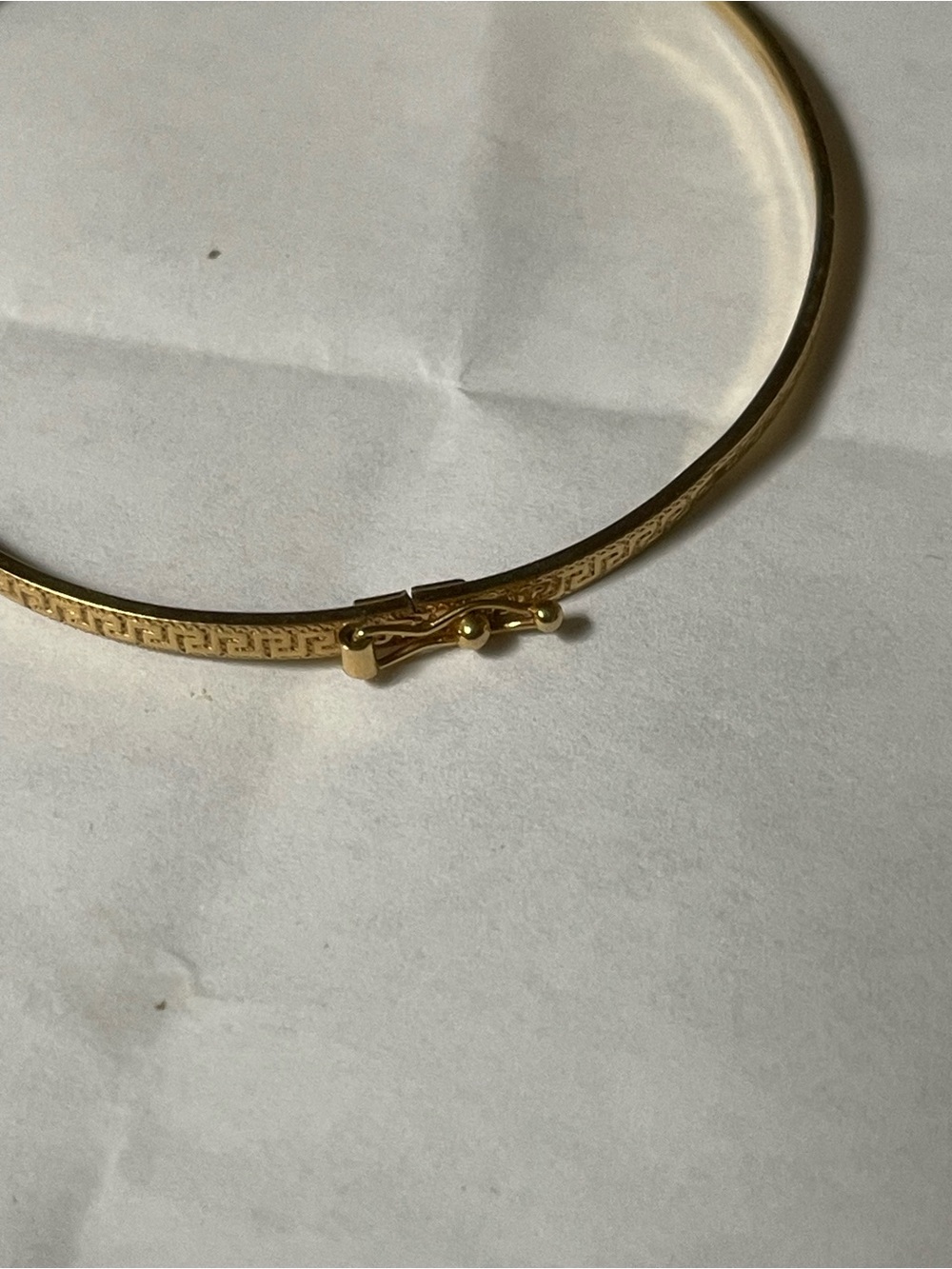 18k Gold Hinged Bangle Bracelet so delicate light weight - Picture 4 of 6